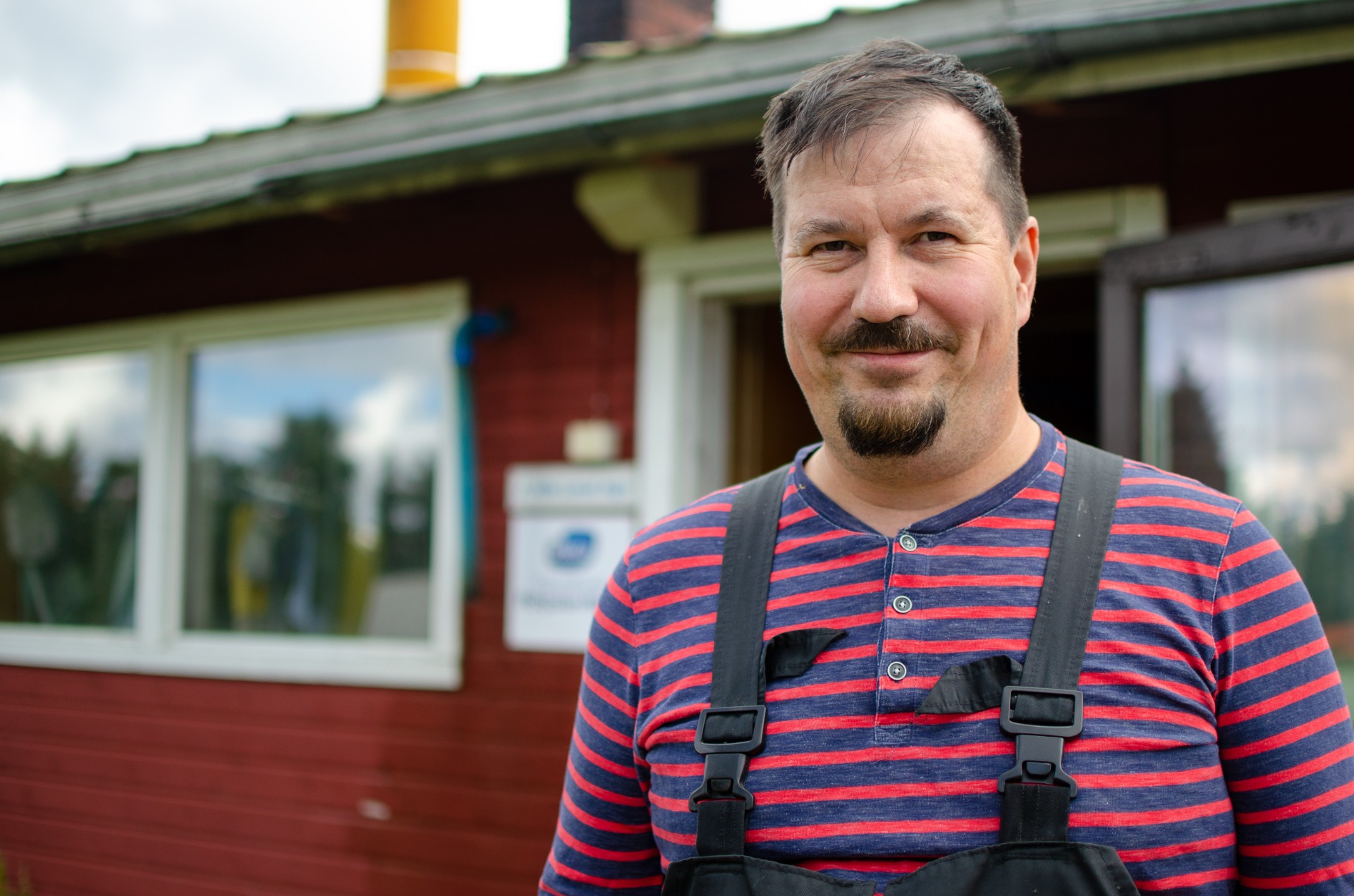 Janne Sammalkangas, Visatuvan isäntä.